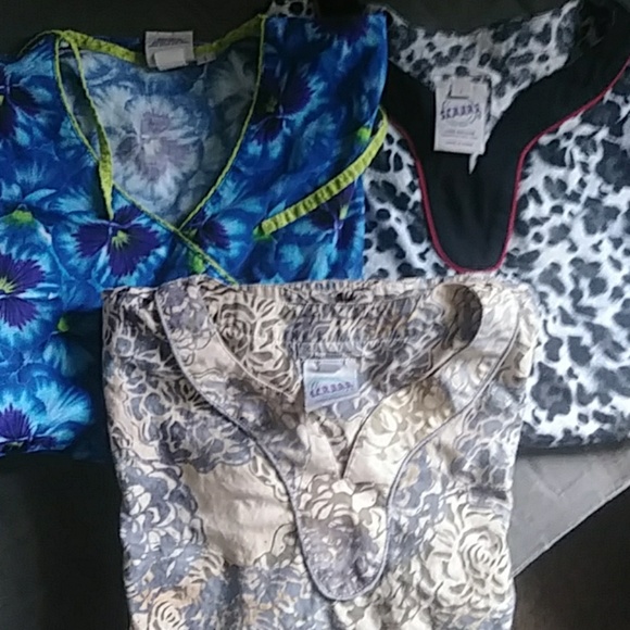 S.C.R.U.B.S tops lot of 3 size large. - Picture 1 of 4